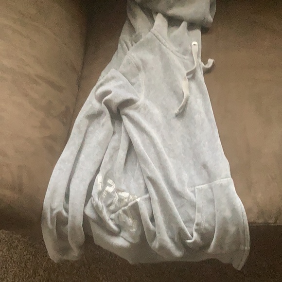 Small - Picture 2 of 4